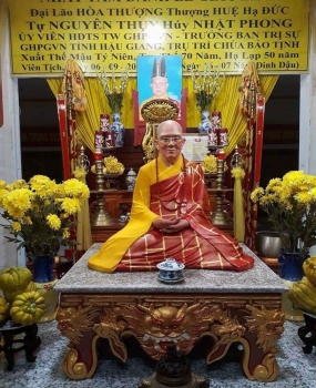 Vẻ Tả Thực Tượng Sư