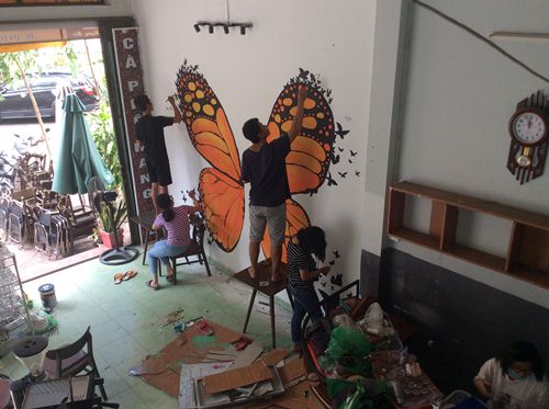vẽ tranh tường trang trí quán cafe