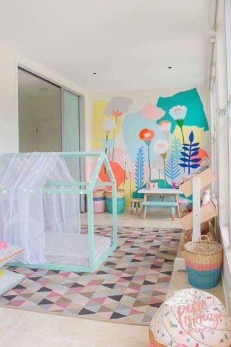 tranh vẽ tường phòng bé trai