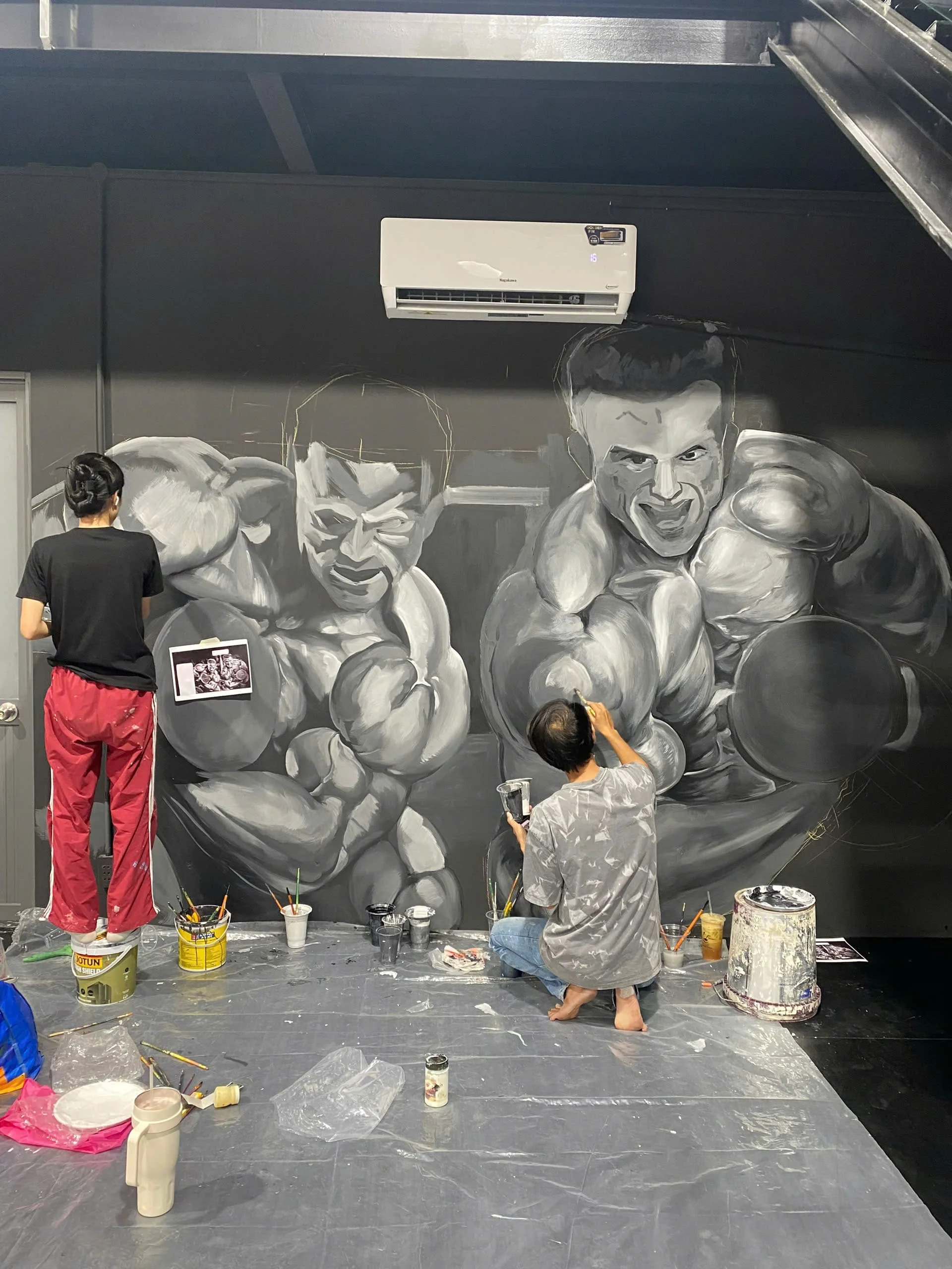 vẽ tranh tường phòng gym